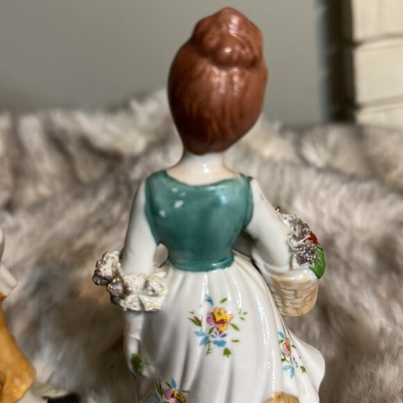 Vintage Kato Kogei Japanese Porcelain Figurines Man and Woman - Picture 12 of 16